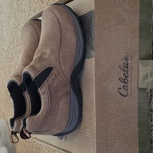 Cabela's Tan Suede Moccassin Slip-On Shoes Size 8